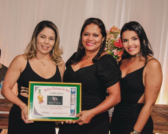Empresa Radiológica escolhida como a melhor clínica de Almenara e região.